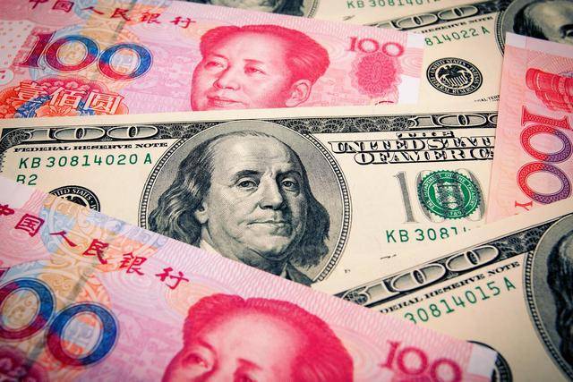 激动人心！人民币升至48%超过美元，中国再抛售107亿美债